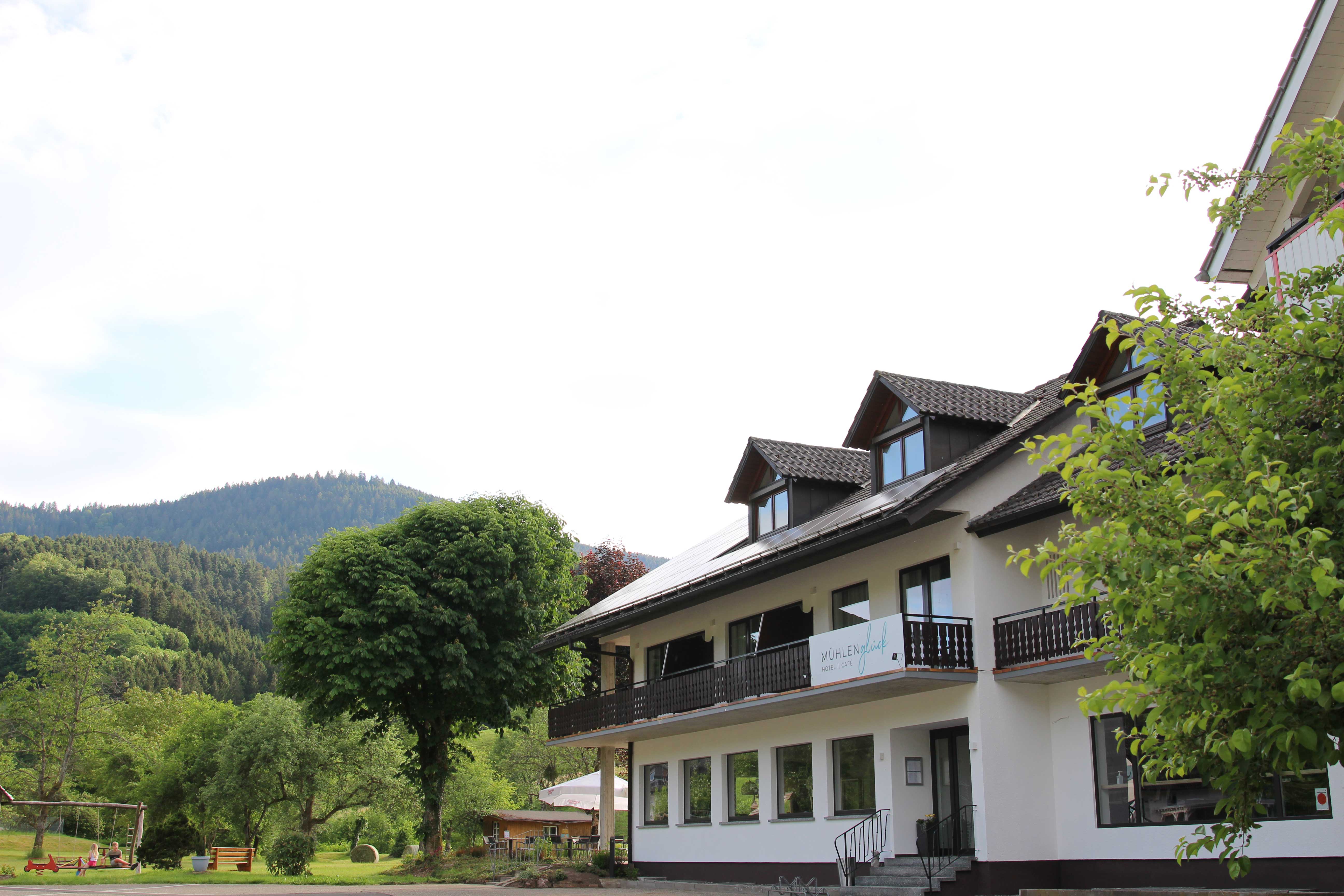 Hotel, Café & Restaurant Mühlenglück