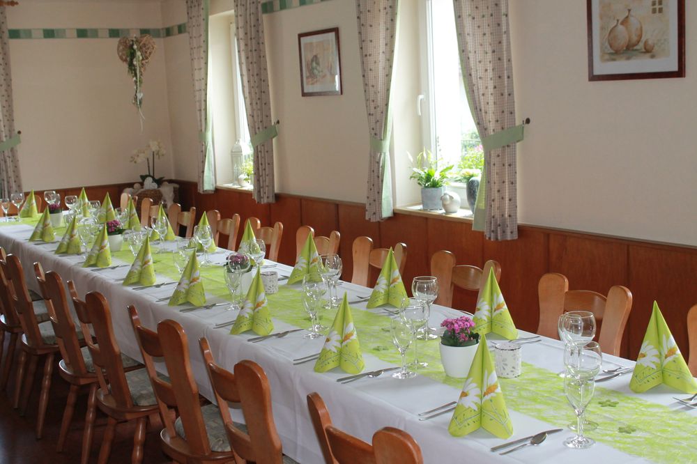 Blick in den Gastraum des Gasthaus Bierhäusle in Oppenau