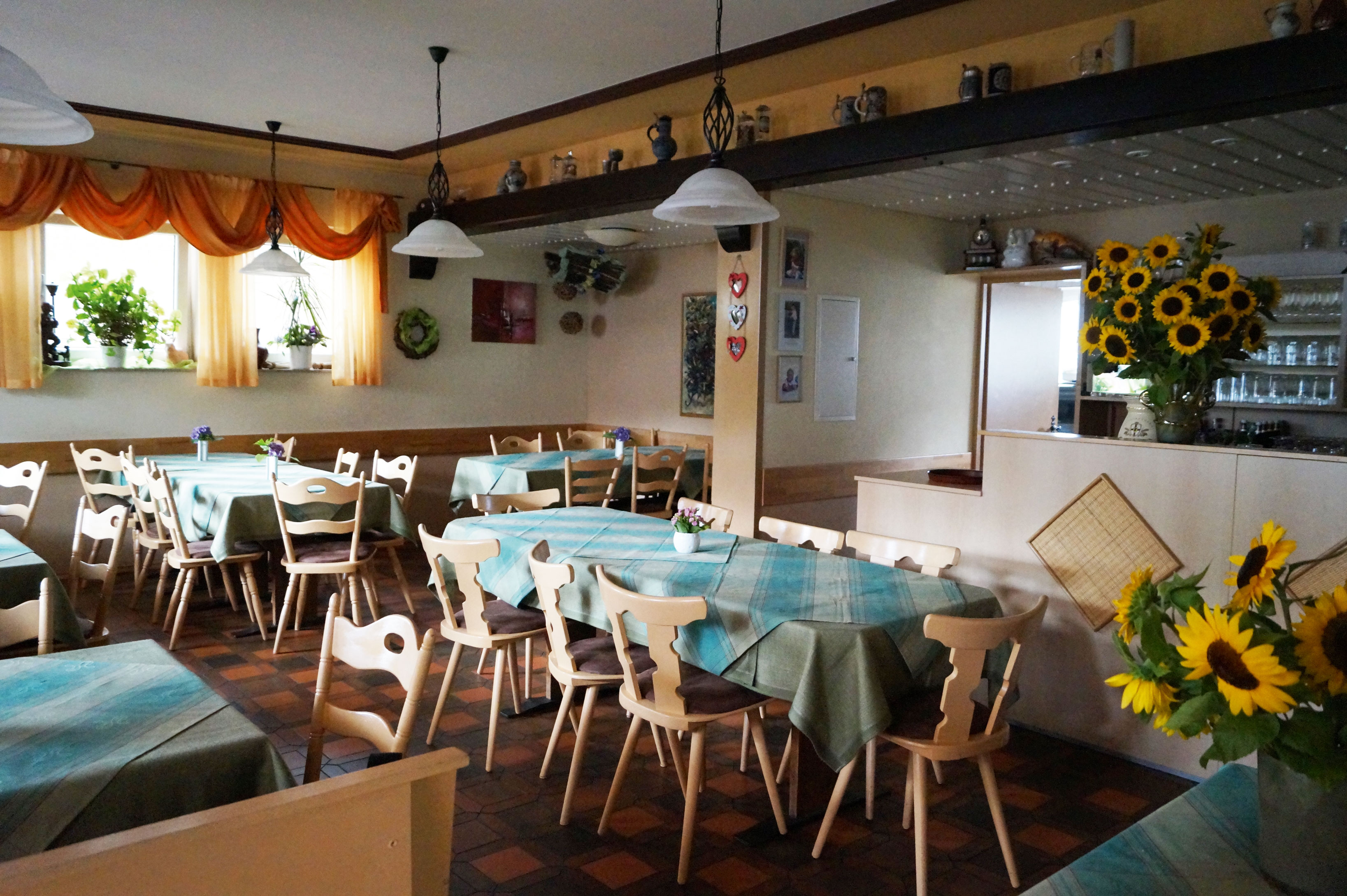 Blick in den Gastraum des Gasthaus "Hesselbacher Hof"
