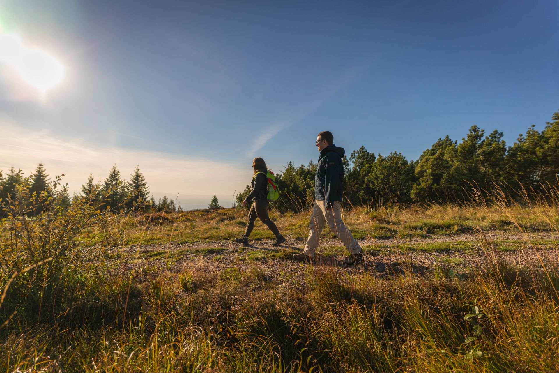Pärchen beim Wandern